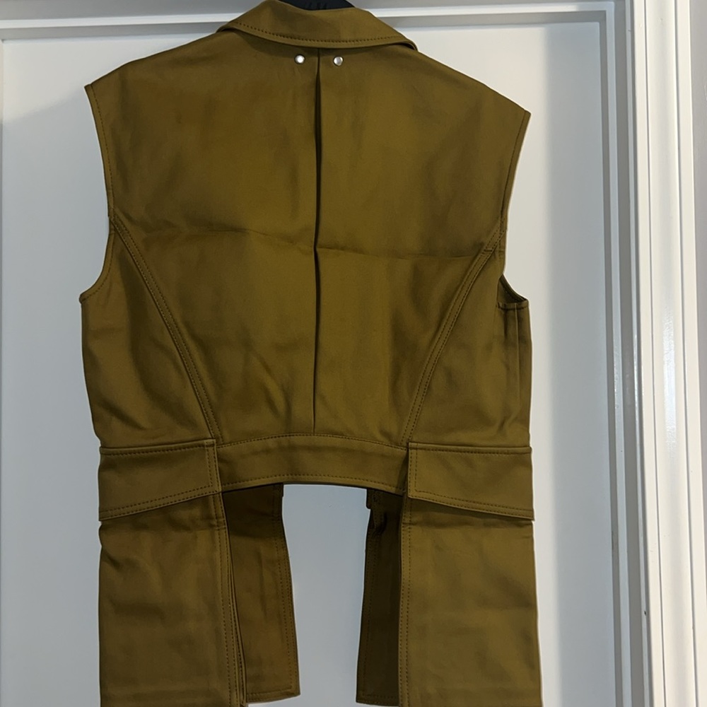 Studio collection twill utility vest - Picture 9 of 10